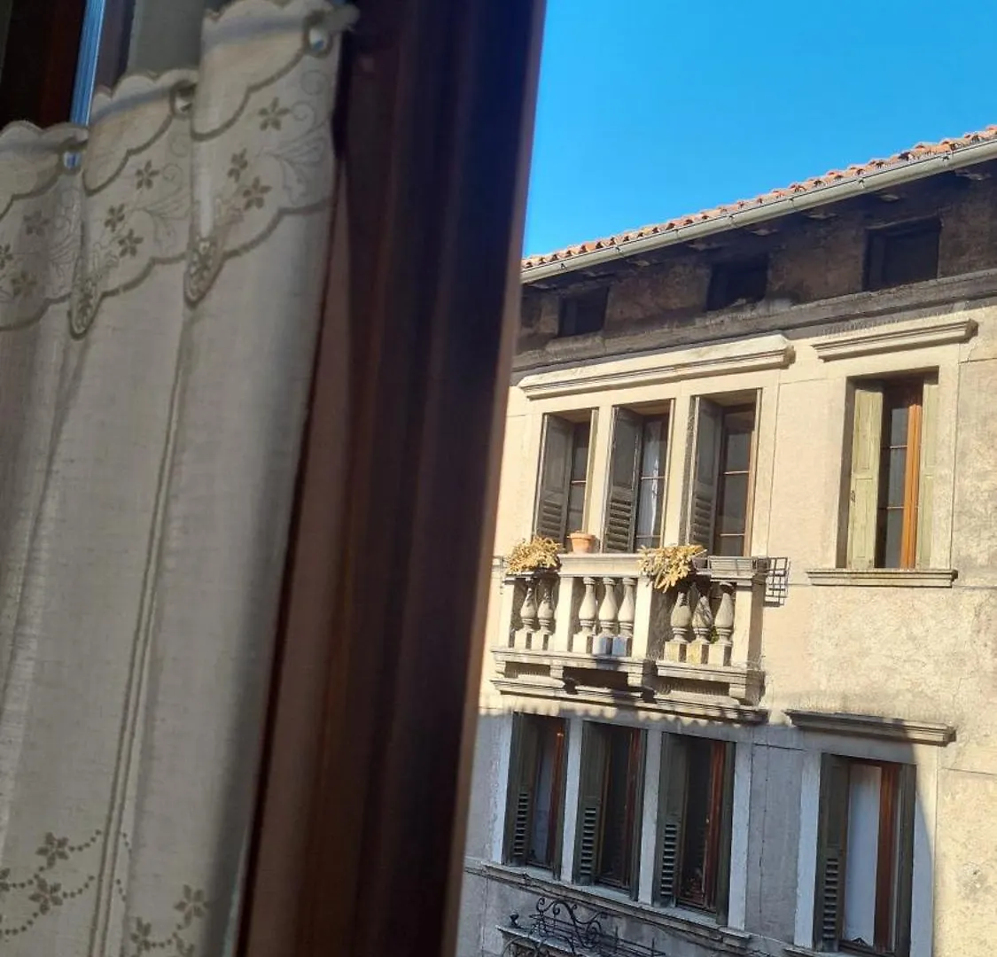 Via Mezzaterra 10 Apartment Feltre